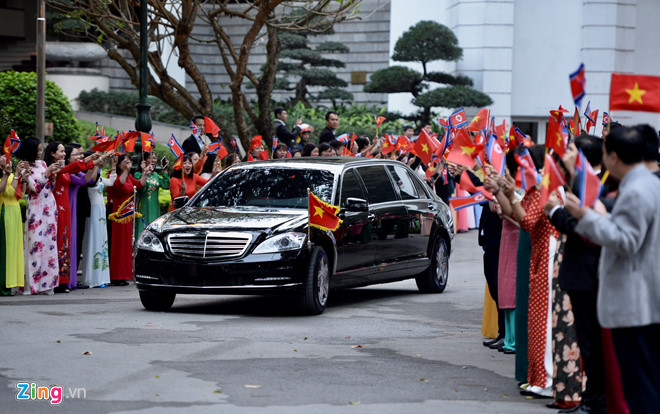 Tổng bí thư, Chủ tịch nước chủ trì tiệc chiêu đãi ông Kim Jong Un - 13 Tổng bí thư, Chủ tịch nước chủ trì tiệc chiêu đãi ông Kim Jong Un - 13