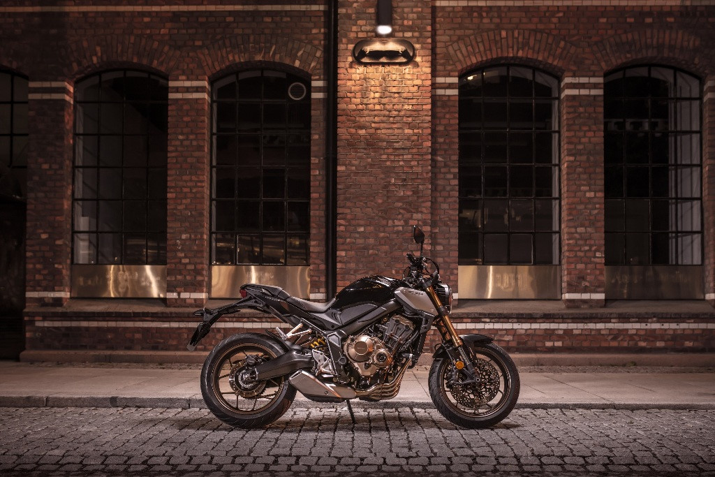 Honda CB650R ra mắt VN, nhập từ Thái Lan, giá 246 triệu đồng Honda CB650R ra mắt VN, nhập từ Thái Lan, giá 246 triệu đồng