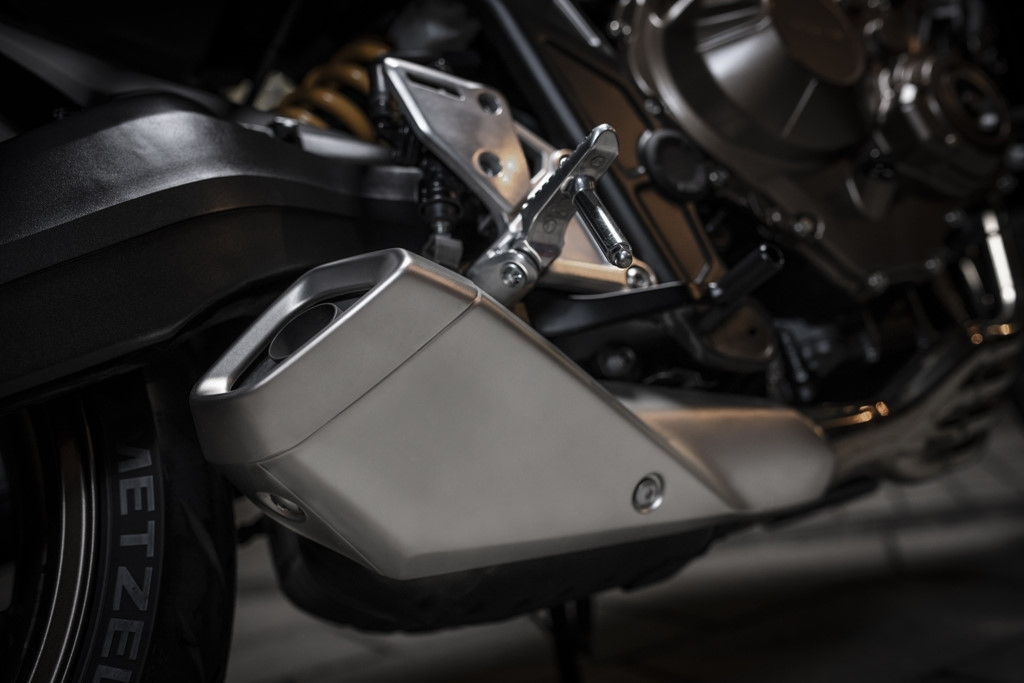 Honda CB650R ra mắt VN, nhập từ Thái Lan, giá 246 triệu đồng Honda CB650R ra mắt VN, nhập từ Thái Lan, giá 246 triệu đồng