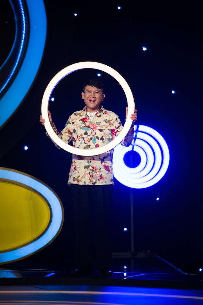 'Thánh gameshow' Elly Trần bị đàn chị Phương Dung 'tố' gian lận - 8 'Thánh gameshow' Elly Trần bị đàn chị Phương Dung 'tố' gian lận - 8