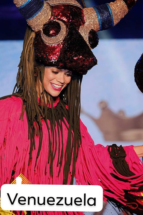 Hết hồn vì đối thủ của Nhật Hà mang cả đầu lâu lên sân khấu Miss International Queen 2019 - 8 Hết hồn vì đối thủ của Nhật Hà mang cả đầu lâu lên sân khấu Miss International Queen 2019 - 8