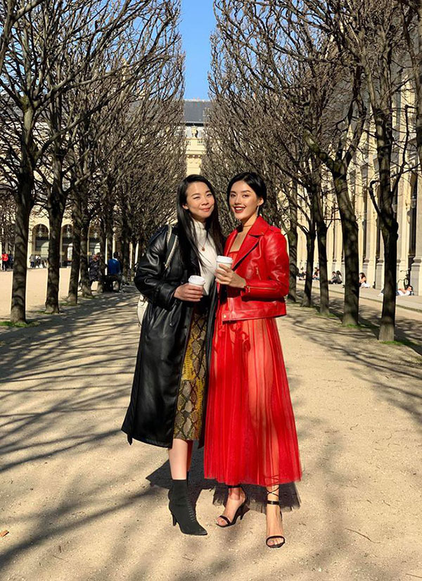 Hà Hồ phô trương ngực trần, Quỳnh Anh Shyn phải mượn áo để 'chinh chiến' street style với dàn sao quốc tế tại Paris - 7 Hà Hồ phô trương ngực trần, Quỳnh Anh Shyn phải mượn áo để 'chinh chiến' street style với dàn sao quốc tế tại Paris - 7