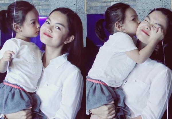 Phạm Quỳnh Anh rơi nước mắt khi chia sẻ về con gái Tuệ Lâm: Biết tin bố mẹ ly hôn nhưng không hỏi, chỉ nói thương mẹ - 1 Phạm Quỳnh Anh rơi nước mắt khi chia sẻ về con gái Tuệ Lâm: Biết tin bố mẹ ly hôn nhưng không hỏi, chỉ nói thương mẹ - 1