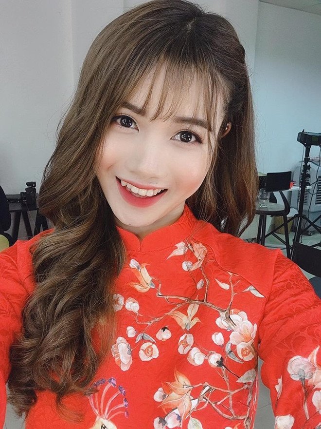 Gái xinh trường Y có người từng là Hoa khôi, kẻ là mẫu ảnh đắt show - 4 Gái xinh trường Y có người từng là Hoa khôi, kẻ là mẫu ảnh đắt show - 4