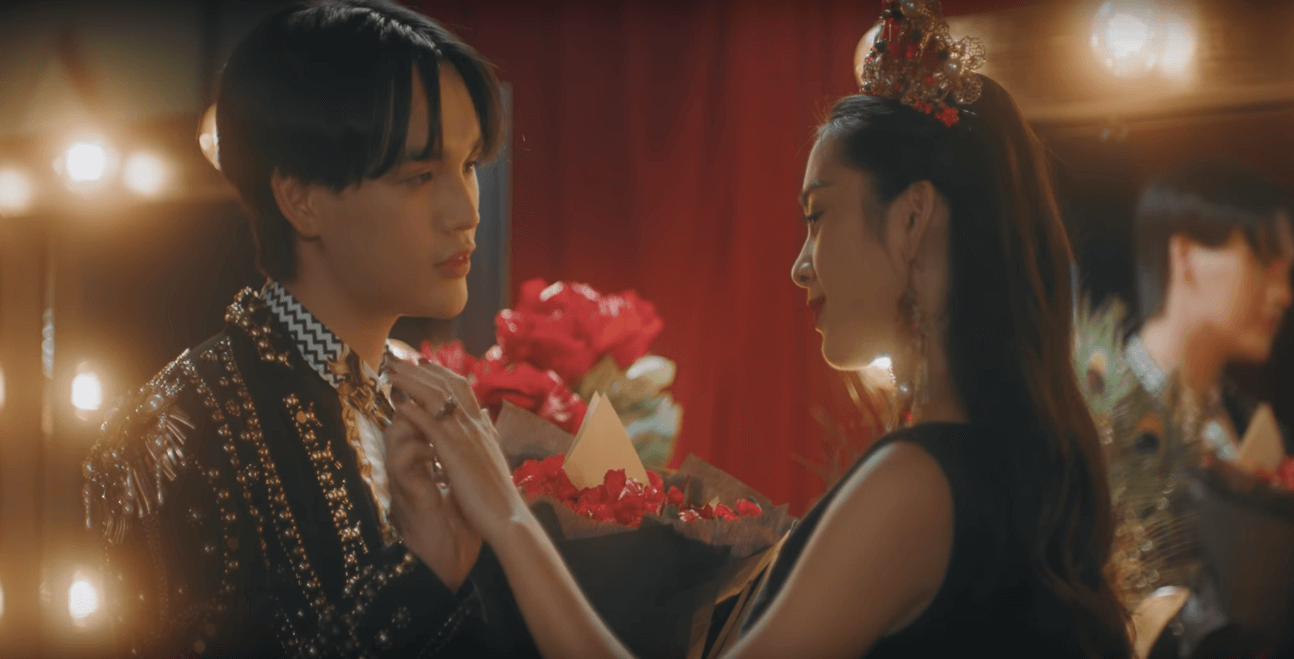Lý do MV Màu nước mắt 'gây bão' Vpop nhưng vẫn vắng bóng ở đề cử giải Cống Hiến Lý do MV Màu nước mắt 'gây bão' Vpop nhưng vẫn vắng bóng ở đề cử giải Cống Hiến