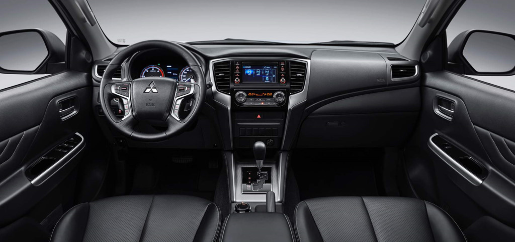 Mitsubishi Triton có mặt tại châu Âu, trang bị bỏ xa bản Việt Nam Mitsubishi Triton có mặt tại châu Âu, trang bị bỏ xa bản Việt Nam