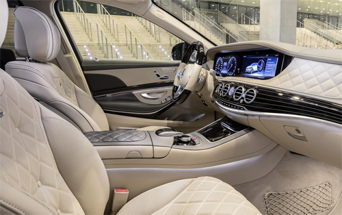 Tiền chọn màu sơn trên xe Mercedes-Maybach bằng giá ôtô khác Tiền chọn màu sơn trên xe Mercedes-Maybach bằng giá ôtô khác
