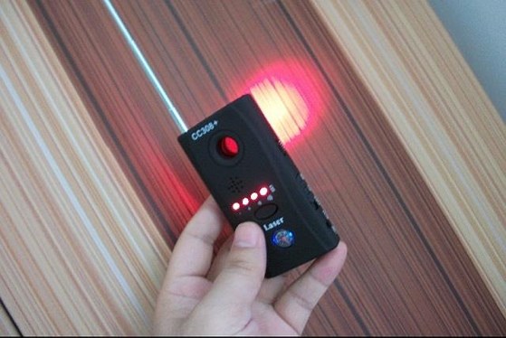 Cách phát hiện camera quay lén trong khách sạn - 1 Cách phát hiện camera quay lén trong khách sạn - 1