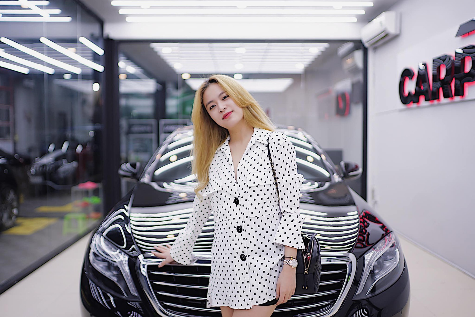 Hoàng Thùy Linh – 'đại gia ngầm' của showbiz Việt: Sở hữu biệt thự cao cấp, xe hơi sang xịn, mua hàng hiệu không tiếc tay - 6 Hoàng Thùy Linh – 'đại gia ngầm' của showbiz Việt: Sở hữu biệt thự cao cấp, xe hơi sang xịn, mua hàng hiệu không tiếc tay - 6