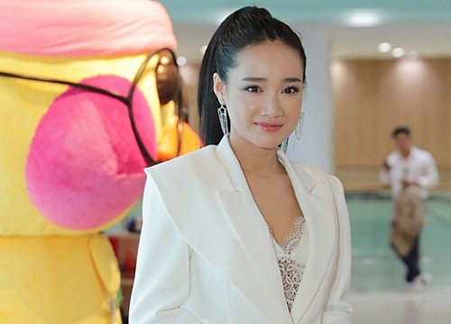 Nhã Phương lần đầu nói về cuộc hôn nhân: 'Xưa muốn sao cũng được nhưng giờ phải cân nhắc, hỏi ý kiến Trường Giang' - 3 Nhã Phương lần đầu nói về cuộc hôn nhân: 'Xưa muốn sao cũng được nhưng giờ phải cân nhắc, hỏi ý kiến Trường Giang' - 3