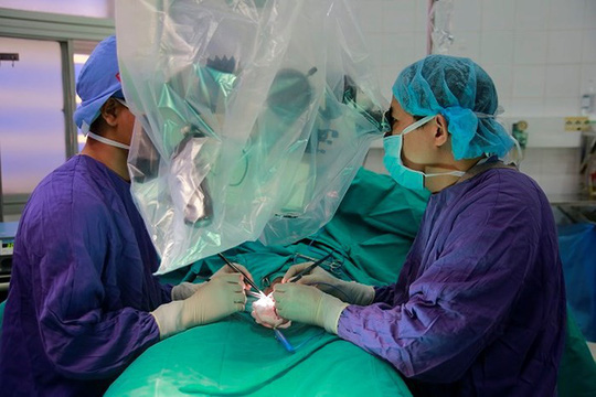 Thanh niên nghịch dại tự bẻ gãy 'của quý' - 1 Thanh niên nghịch dại tự bẻ gãy 'của quý' - 1
