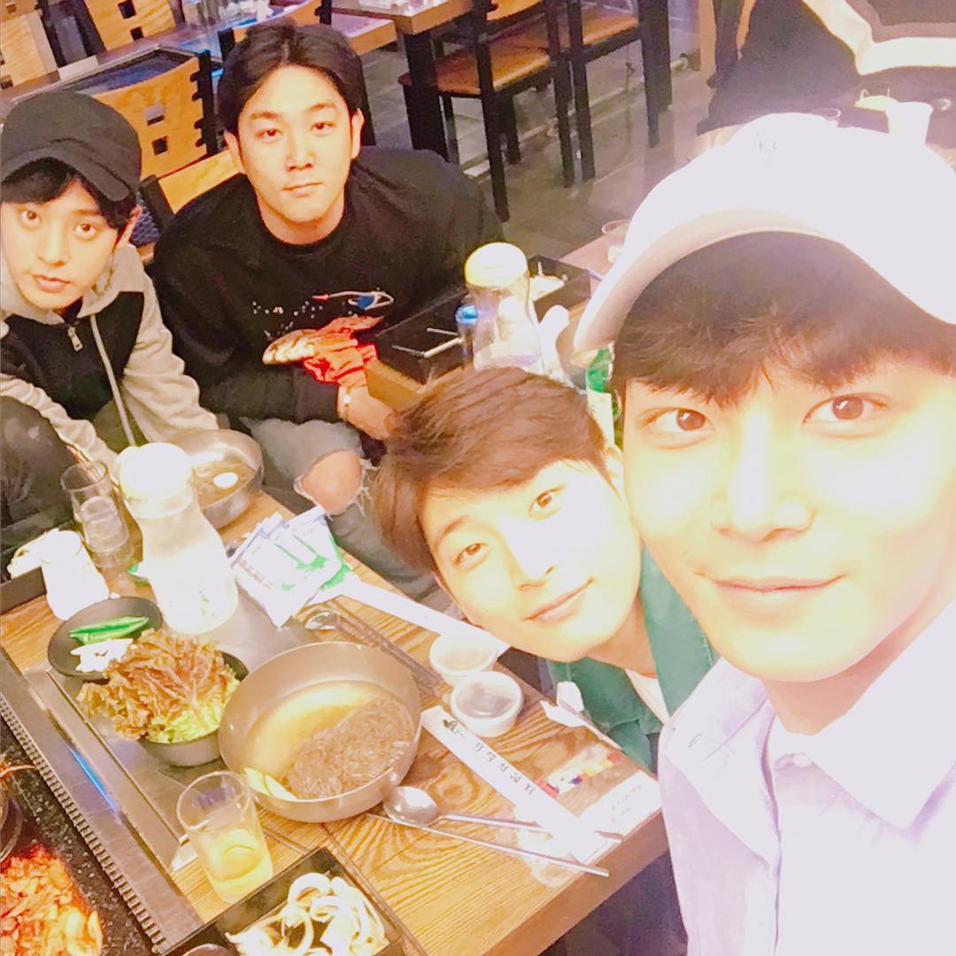 Dân mạng Hàn xôn xao trước nghi vấn 2 cái tên tiếp theo trong group chat tình dục của Jung Joon Young là thành viên Super Junior và 2AM - 6 Dân mạng Hàn xôn xao trước nghi vấn 2 cái tên tiếp theo trong group chat tình dục của Jung Joon Young là thành viên Super Junior và 2AM - 6