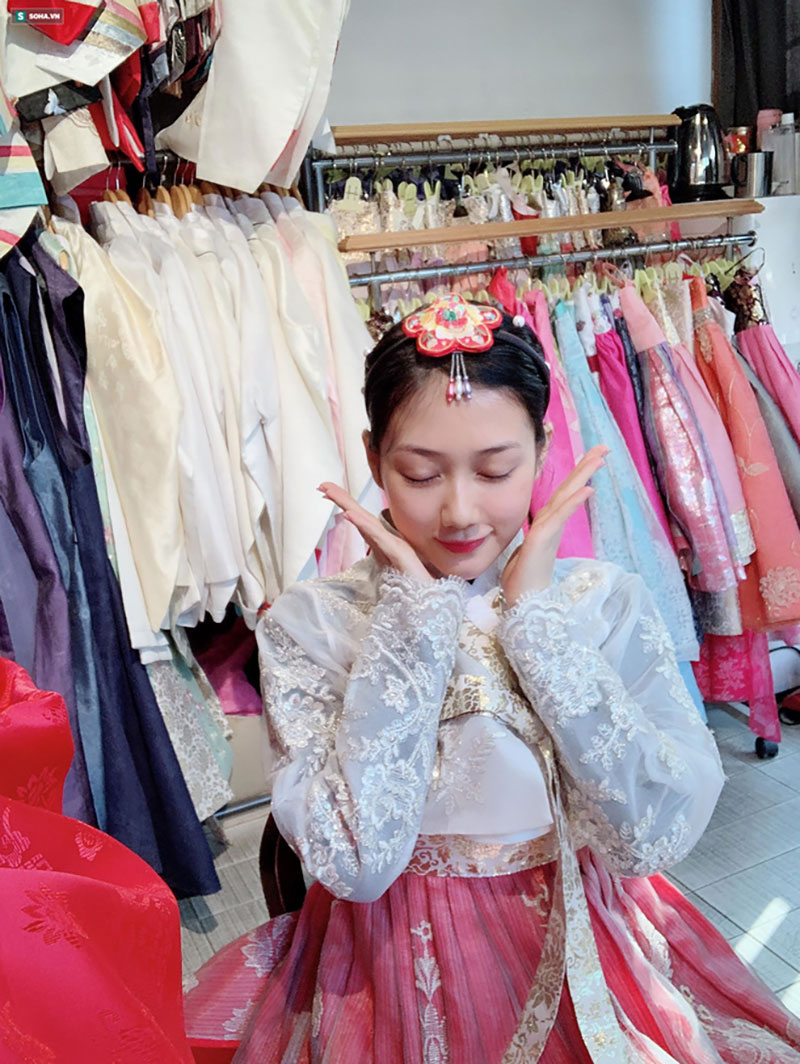Cô gái Việt được báo Trung Quốc khen ngợi: 'Chỉ ngắm một giây cũng rung động' - 6 Cô gái Việt được báo Trung Quốc khen ngợi: 'Chỉ ngắm một giây cũng rung động' - 6
