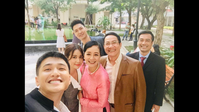 Ekip 'Chạy Trốn Thanh Xuân' tiết lộ Huỳnh Anh nhiều lần đi trễ, có hôm cả đoàn đợi 2 tiếng? - 5 Ekip 'Chạy Trốn Thanh Xuân' tiết lộ Huỳnh Anh nhiều lần đi trễ, có hôm cả đoàn đợi 2 tiếng? - 5