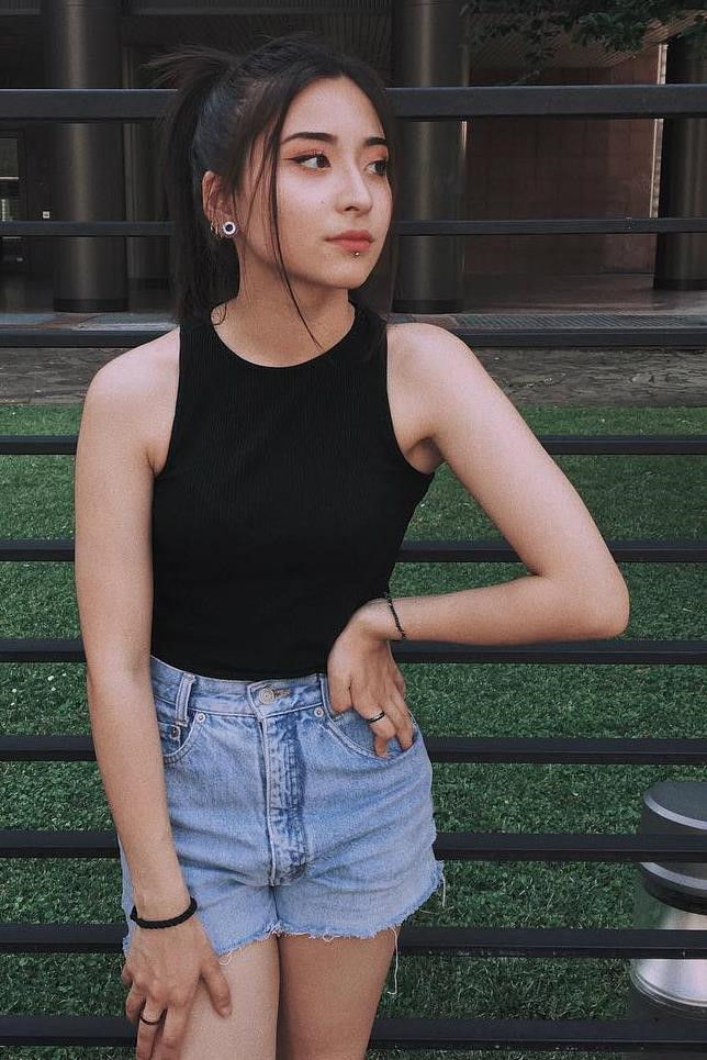 Vẻ cuốn hút của những 'đóa hồng lai' Nhật Bản - 7 Vẻ cuốn hút của những 'đóa hồng lai' Nhật Bản - 7