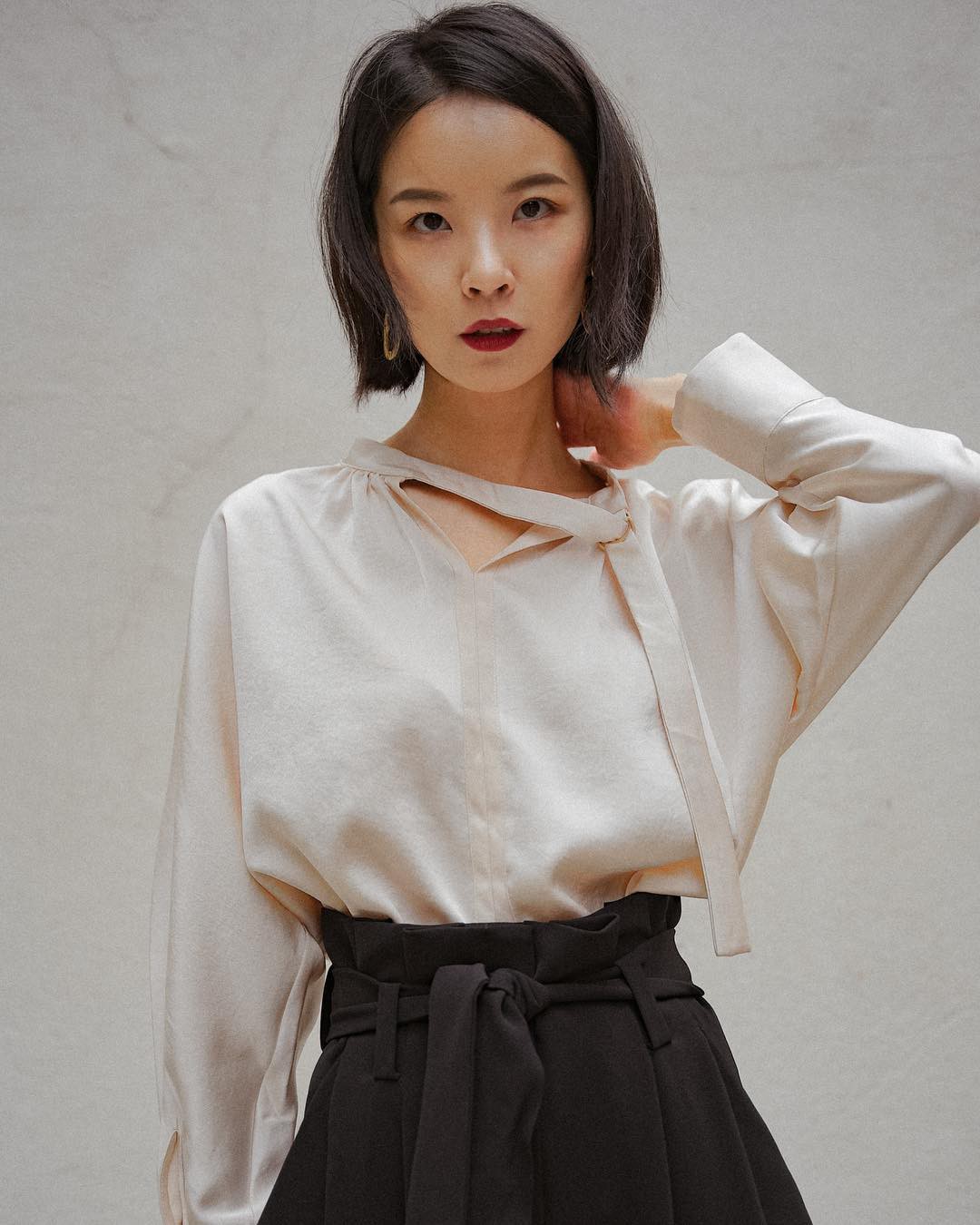 Stylist của Công nương Kate sẽ chỉ cho bạn 4 tips giúp phong cách công sở luôn được đánh giá cao - 2 Stylist của Công nương Kate sẽ chỉ cho bạn 4 tips giúp phong cách công sở luôn được đánh giá cao - 2