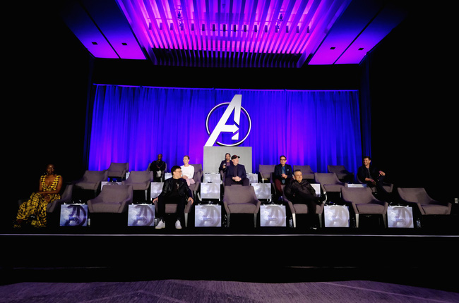 Họp báo 'Avengers: Endgame' chừa ghế trống để tưởng nhớ các siêu anh hùng đã hy sinh Họp báo 'Avengers: Endgame' chừa ghế trống để tưởng nhớ các siêu anh hùng đã hy sinh