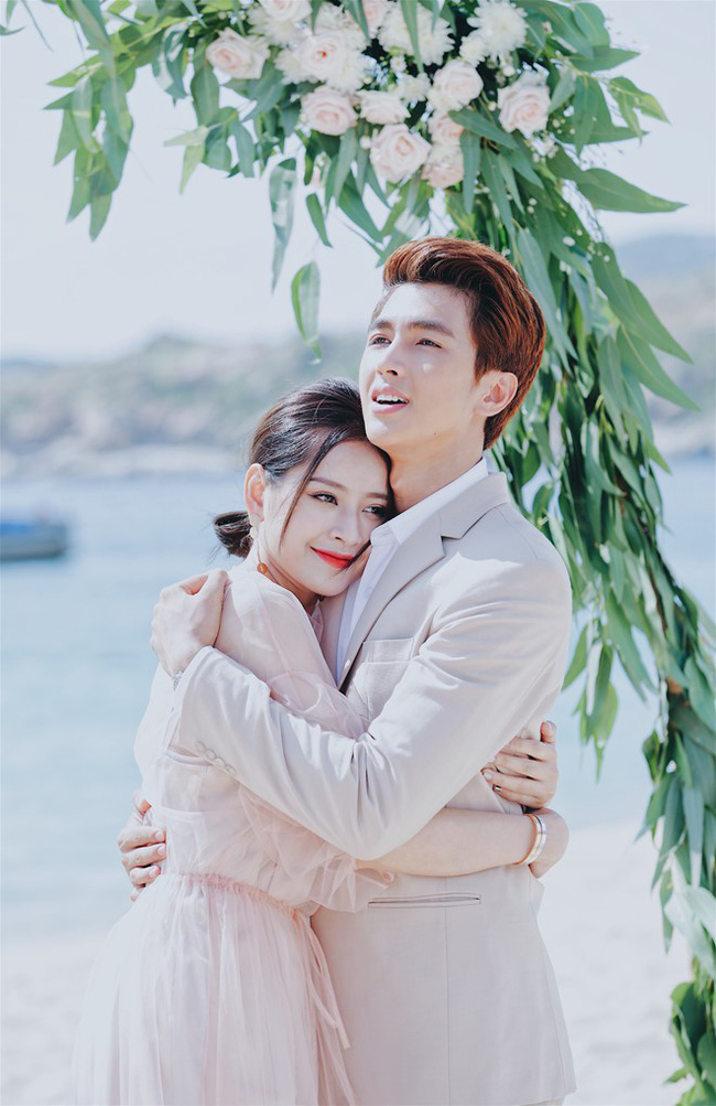 Huỳnh Anh lại gây choáng khi bày tỏ thấy thật... 'vô phúc' cho ai thuê đạo diễn phim của Chi Pu - Lan Ngọc - 5 Huỳnh Anh lại gây choáng khi bày tỏ thấy thật... 'vô phúc' cho ai thuê đạo diễn phim của Chi Pu - Lan Ngọc - 5