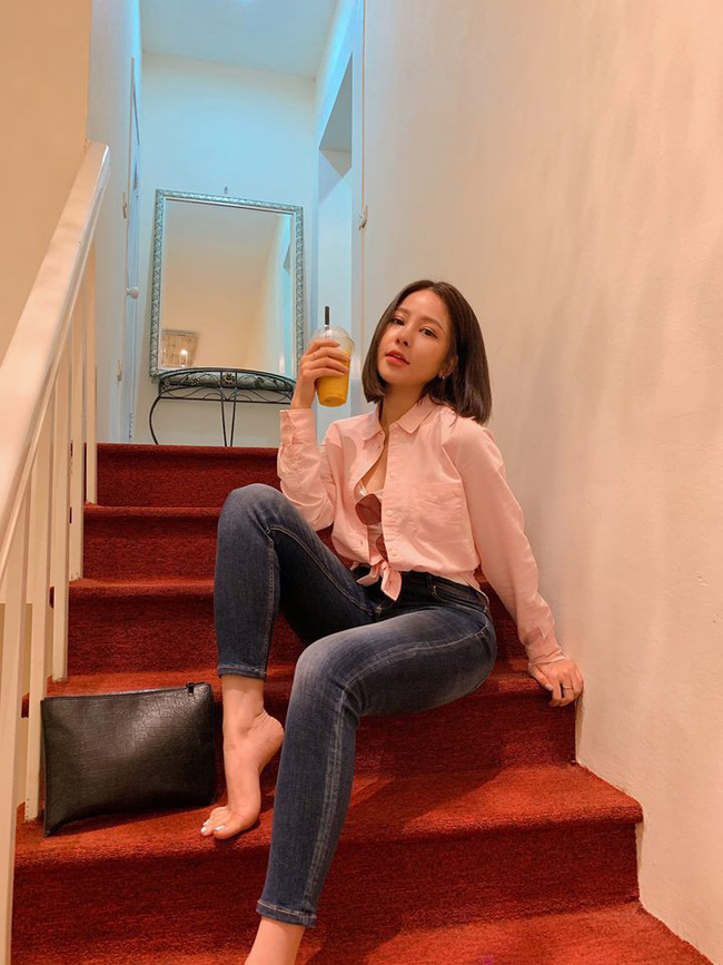Hot girl Trâm Anh khẳng định thân hình nóng bỏng là hoàn toàn tự nhiên, chỉ phẫu thuật thẩm mỹ duy nhất bộ phận này - 9 Hot girl Trâm Anh khẳng định thân hình nóng bỏng là hoàn toàn tự nhiên, chỉ phẫu thuật thẩm mỹ duy nhất bộ phận này - 9