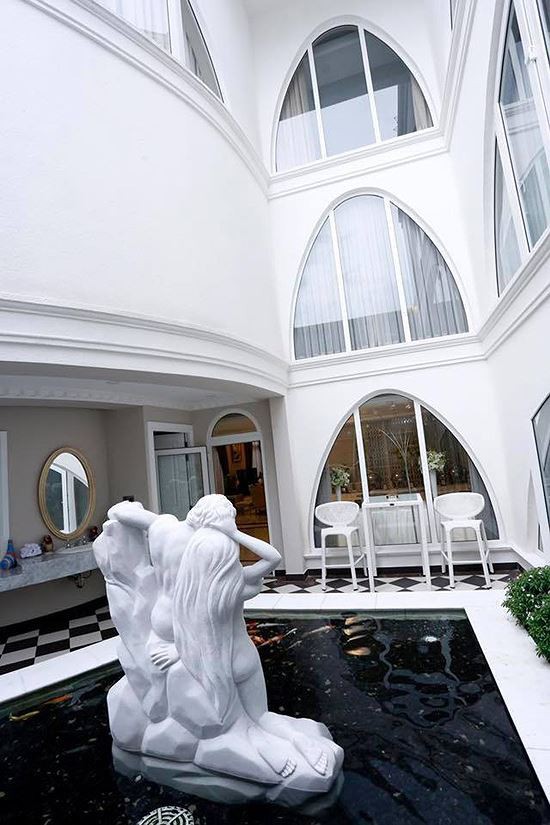 Nhan sắc không tuổi và khối tài sản 'khủng' của Hoa hậu Đền Hùng Giáng My - 11 Nhan sắc không tuổi và khối tài sản 'khủng' của Hoa hậu Đền Hùng Giáng My - 11