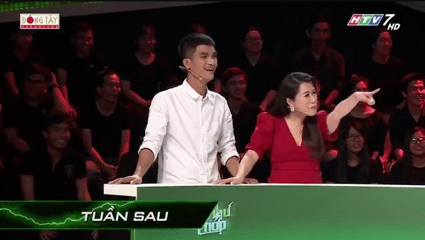 Nhanh Như Chớp: Anh Đức cay đắng khi bị tình cũ Lâm Vỹ Dạ chỉ tay thẳng mặt rồi chửi là 'Đồ ngu' Nhanh Như Chớp: Anh Đức cay đắng khi bị tình cũ Lâm Vỹ Dạ chỉ tay thẳng mặt rồi chửi là 'Đồ ngu'