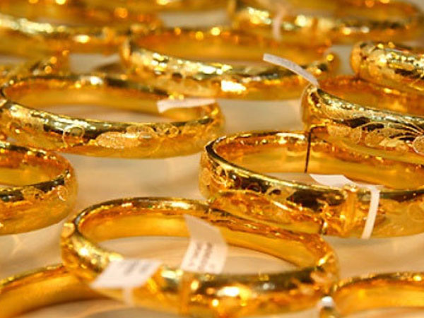 Giá vàng hôm nay 17/4: Giảm phiên thứ 4 liên tiếp Giá vàng hôm nay 17/4: Giảm phiên thứ 4 liên tiếp