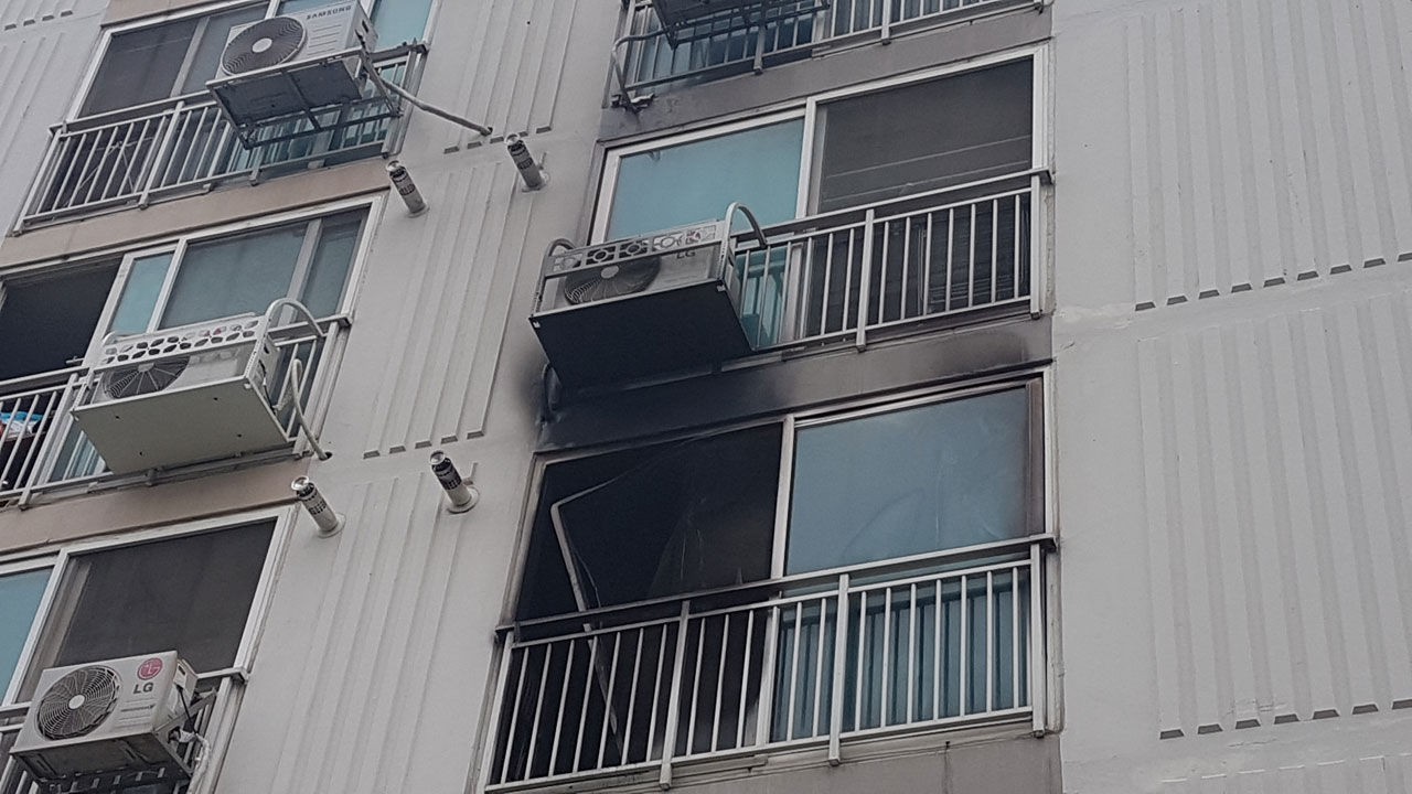 Bị chậm lương, người đàn ông điên cuồng phóng hoả, giết 5 người trong khu chung cư - 1 Bị chậm lương, người đàn ông điên cuồng phóng hoả, giết 5 người trong khu chung cư - 1