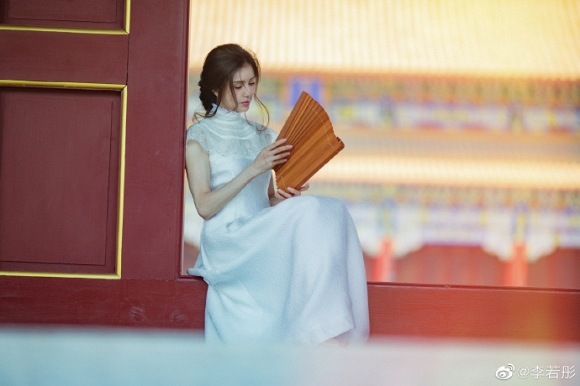 'Tiểu Long Nữ' đẹp nhất màn ảnh Lý Nhược Đồng khoe nhan sắc trẻ trung khó tin ở tuổi 45 - 8 'Tiểu Long Nữ' đẹp nhất màn ảnh Lý Nhược Đồng khoe nhan sắc trẻ trung khó tin ở tuổi 45 - 8