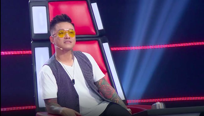 The Voice Việt 2019: Tuấn Hưng liên tiếp nếm mùi 'cay đắng' của nút bấm quyền lực - 1 The Voice Việt 2019: Tuấn Hưng liên tiếp nếm mùi 'cay đắng' của nút bấm quyền lực - 1