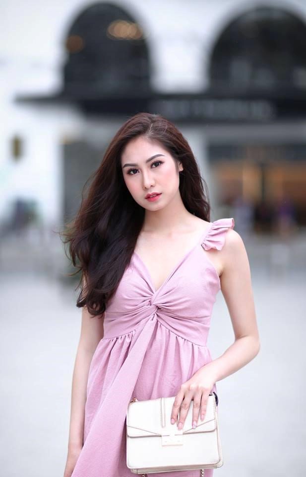 Hoa khôi Nhạc viện được so sánh với diễn viên Hong Kong Hồ Định Hân - 1 Hoa khôi Nhạc viện được so sánh với diễn viên Hong Kong Hồ Định Hân - 1