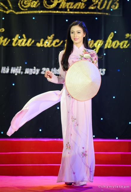 Những nàng hoa khôi Sư Phạm từng gây chú ý ở các cuộc thi sắc đẹp - 7 Những nàng hoa khôi Sư Phạm từng gây chú ý ở các cuộc thi sắc đẹp - 7