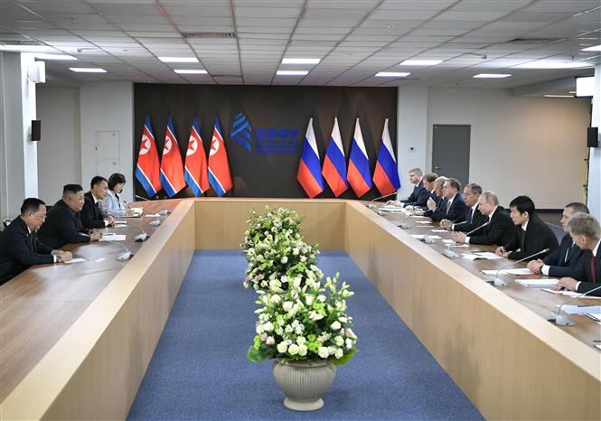 Thượng đỉnh Nga-Triều kết thúc sau 3 tiếng rưỡi hội đàm, hai bên đạt đồng thuận trong nhiều vấn đề - 1 Thượng đỉnh Nga-Triều kết thúc sau 3 tiếng rưỡi hội đàm, hai bên đạt đồng thuận trong nhiều vấn đề - 1