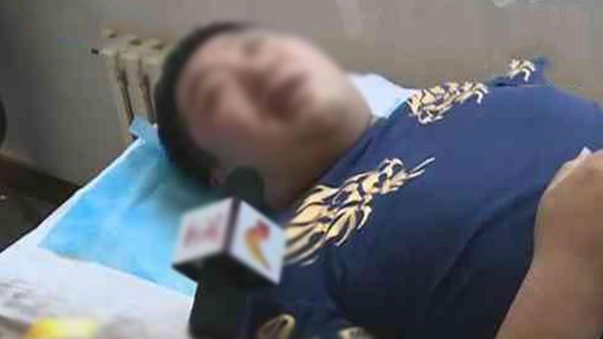 Lại thêm trường hợp liệt mặt, méo miệng chỉ vì thói quen nhiều người hay mắc phải trong ngày nắng nóng Lại thêm trường hợp liệt mặt, méo miệng chỉ vì thói quen nhiều người hay mắc phải trong ngày nắng nóng
