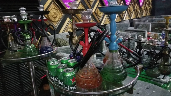 Cận cảnh cuộc truy quét của Công an Đà Nẵng tại F3 Club, hàng trăm dân chơi bỏ chạy tán loạn - 5 Cận cảnh cuộc truy quét của Công an Đà Nẵng tại F3 Club, hàng trăm dân chơi bỏ chạy tán loạn - 5