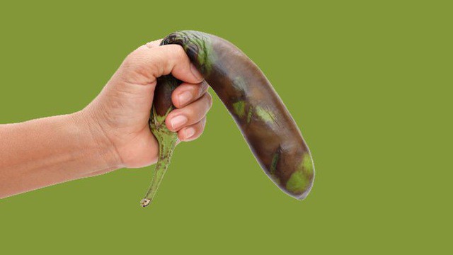 Tai nạn phòng the nhớ đời: Chàng trai 22 tuổi 'gãy súng' vì thực hành tư thế khó trong ngày sinh nhật - 2 Tai nạn phòng the nhớ đời: Chàng trai 22 tuổi 'gãy súng' vì thực hành tư thế khó trong ngày sinh nhật - 2