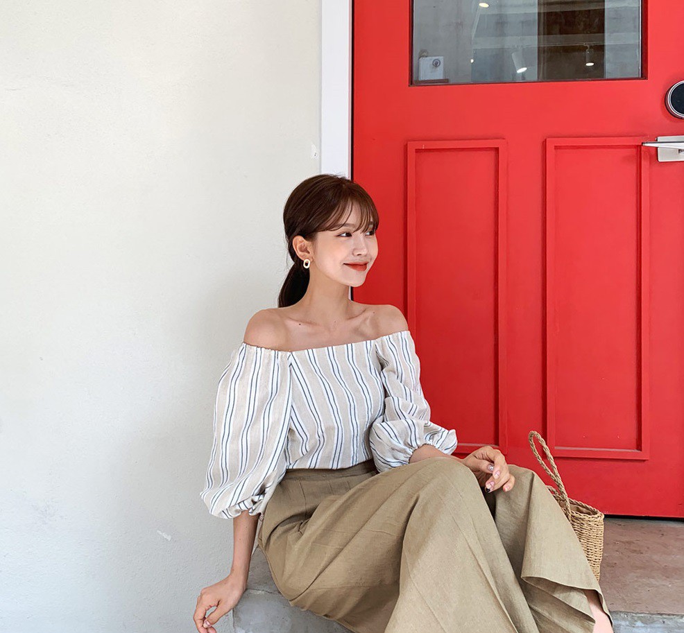 Đếm sơ sơ đã có 6 mẫu áo blouse xinh không để đâu cho hết giúp nàng công sở mặc đẹp suốt hè này - 15 Đếm sơ sơ đã có 6 mẫu áo blouse xinh không để đâu cho hết giúp nàng công sở mặc đẹp suốt hè này - 15