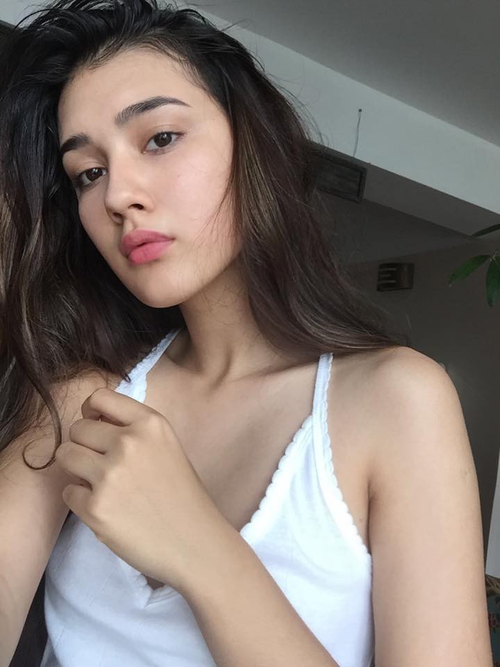 Hội con lai đang hot nhất trên MXH: Toàn là gương mặt nổi bật trong 'vũ trụ hot girl', có người sinh 2002 đã cực kỳ nóng bỏng - 19 Hội con lai đang hot nhất trên MXH: Toàn là gương mặt nổi bật trong 'vũ trụ hot girl', có người sinh 2002 đã cực kỳ nóng bỏng - 19