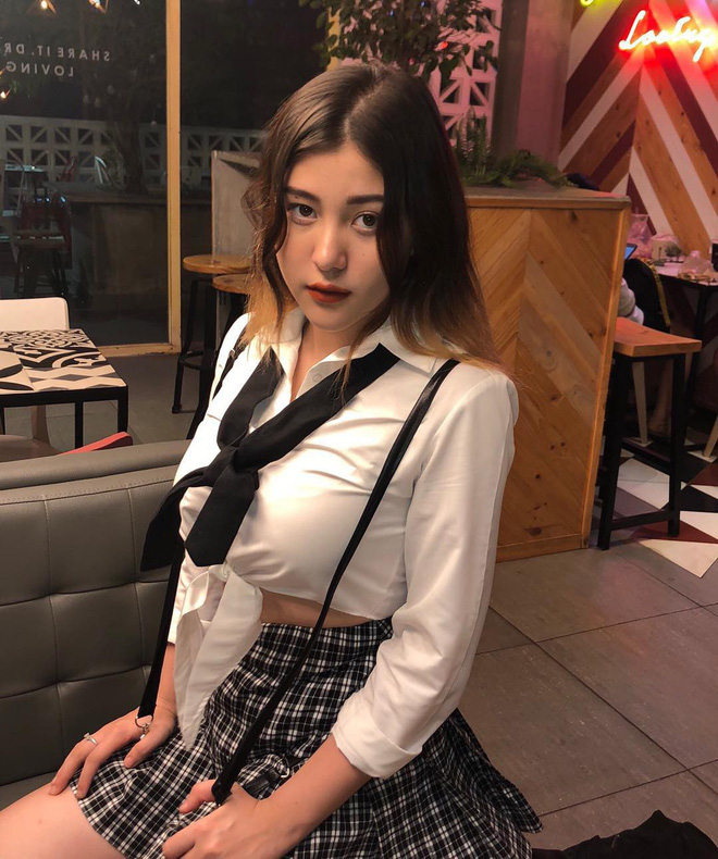 Hội con lai đang hot nhất trên MXH: Toàn là gương mặt nổi bật trong 'vũ trụ hot girl', có người sinh 2002 đã cực kỳ nóng bỏng Hội con lai đang hot nhất trên MXH: Toàn là gương mặt nổi bật trong 'vũ trụ hot girl', có người sinh 2002 đã cực kỳ nóng bỏng