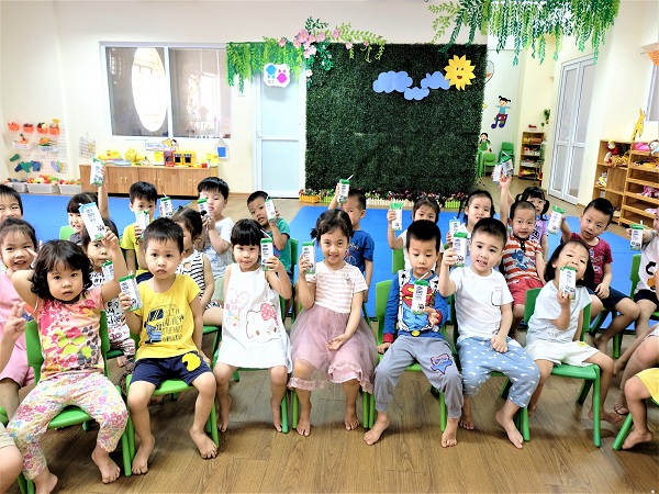 Gói thầu Sữa học đường Hà Nội: Chủ đầu tư được 'lợi kép' - 3 Gói thầu Sữa học đường Hà Nội: Chủ đầu tư được 'lợi kép' - 3