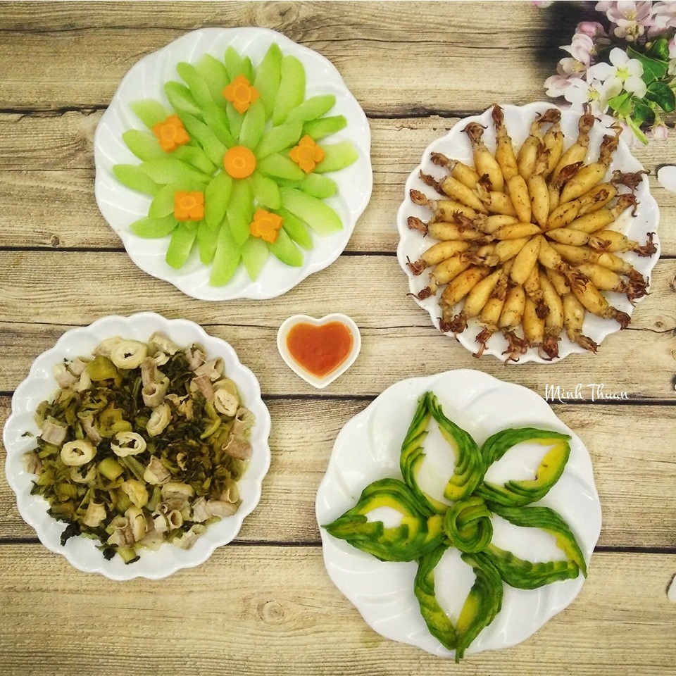 Tròn mắt thán phục vì mâm cơm đẹp mắt của nữ giảng viên, chị em còn bất ngờ hơn nữa khi biết nguồn gốc chiếc mâm - 7 Tròn mắt thán phục vì mâm cơm đẹp mắt của nữ giảng viên, chị em còn bất ngờ hơn nữa khi biết nguồn gốc chiếc mâm - 7