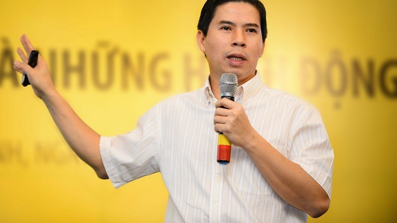 Nhật Cường Mobile bị khám xét: Ông chủ Bùi Quang Huy im tiếng, không xuất hiện - 2 Nhật Cường Mobile bị khám xét: Ông chủ Bùi Quang Huy im tiếng, không xuất hiện - 2