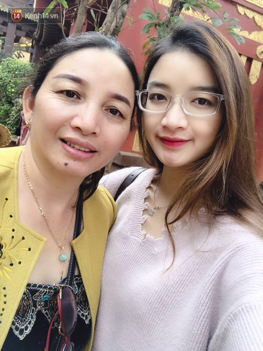 Hưởng trọn gen di truyền đỉnh cao từ mẹ, bảo sao dàn gái xinh này lại sở hữu nhan sắc đình đám đến thế! - 7 Hưởng trọn gen di truyền đỉnh cao từ mẹ, bảo sao dàn gái xinh này lại sở hữu nhan sắc đình đám đến thế! - 7