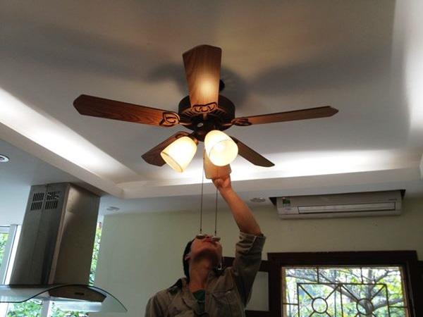 Vị trí 'chết' nhà nào cũng đặt quạt trần khiến tiền bạc 'không cánh mà bay' - 1 Vị trí 'chết' nhà nào cũng đặt quạt trần khiến tiền bạc 'không cánh mà bay' - 1