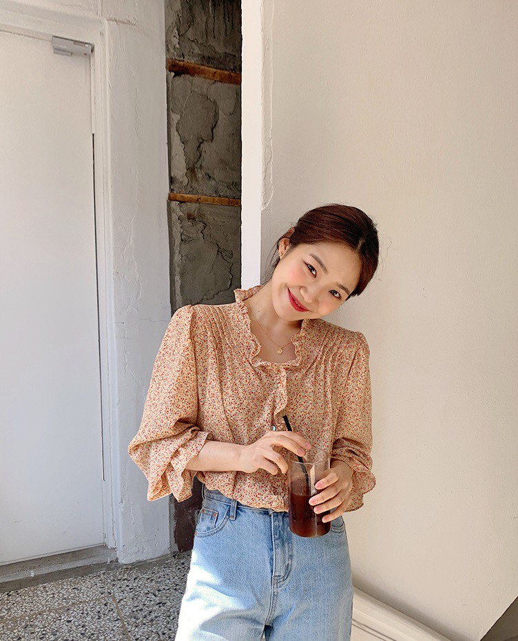 Biết 4 items công sở được chính các BTV thời trang diện quanh ngày tháng, bạn sẽ muốn sắm bằng hết cho tủ đồ - 12 Biết 4 items công sở được chính các BTV thời trang diện quanh ngày tháng, bạn sẽ muốn sắm bằng hết cho tủ đồ - 12