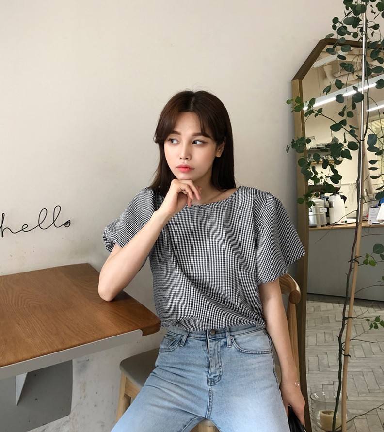 Biết 4 items công sở được chính các BTV thời trang diện quanh ngày tháng, bạn sẽ muốn sắm bằng hết cho tủ đồ - 14 Biết 4 items công sở được chính các BTV thời trang diện quanh ngày tháng, bạn sẽ muốn sắm bằng hết cho tủ đồ - 14