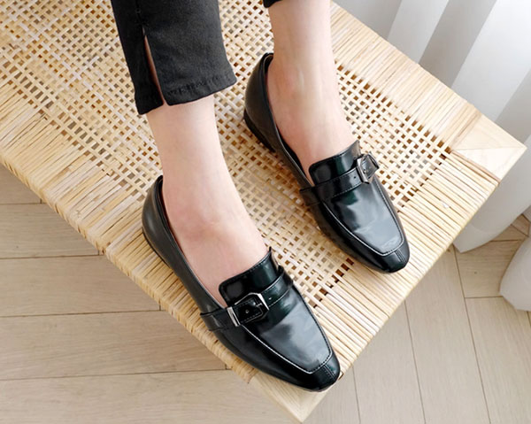 3 mẫu giày công sở cá tính luôn được lòng các chị em nói không với style 'bánh bèo' - 14 3 mẫu giày công sở cá tính luôn được lòng các chị em nói không với style 'bánh bèo' - 14