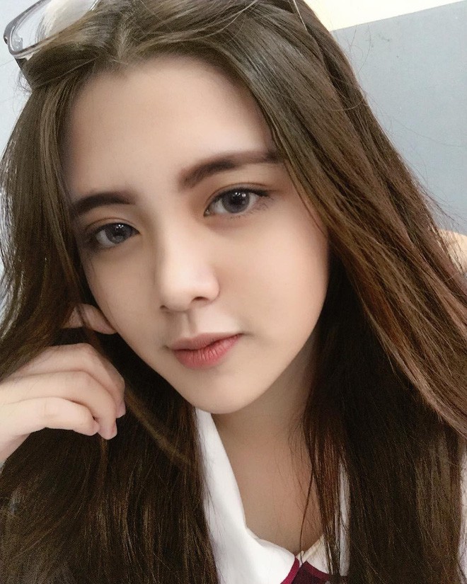 Hội gái xinh mới 17 tuổi đã nổi tiếng rần rần: Toàn cực phẩm học đường, có người được báo Trung ca ngợi với loạt mỹ từ - 21 Hội gái xinh mới 17 tuổi đã nổi tiếng rần rần: Toàn cực phẩm học đường, có người được báo Trung ca ngợi với loạt mỹ từ - 21
