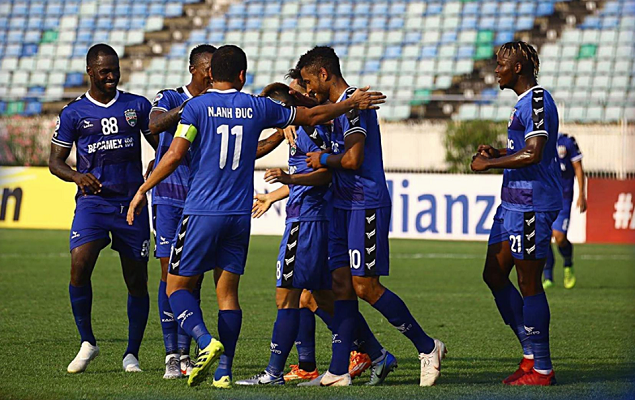 Hà Nội và Becamex Bình Dương được VFF 'thưởng nóng' sau chiến tích vào bán kết AFC Cup 2019 - 1 Hà Nội và Becamex Bình Dương được VFF 'thưởng nóng' sau chiến tích vào bán kết AFC Cup 2019 - 1