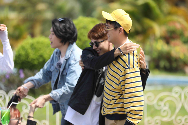 Running Man: Lan Ngọc vắng mặt đột ngột, phải chăng lý do là vì kiệt sức, cấp cứu trong bệnh viện? - 11 Running Man: Lan Ngọc vắng mặt đột ngột, phải chăng lý do là vì kiệt sức, cấp cứu trong bệnh viện? - 11