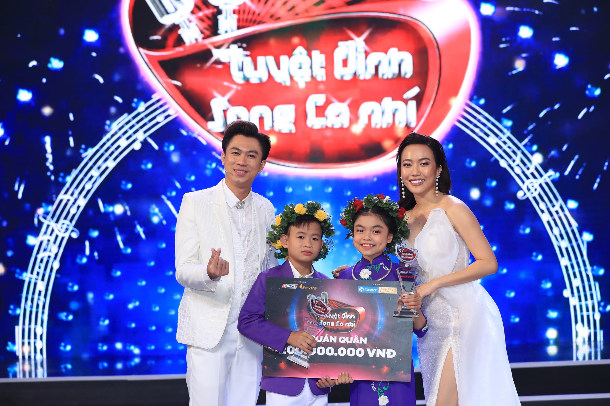 Tuyệt đỉnh song ca nhí 2019 tìm được Quán quân xứng đáng nhưng độ 'mát tay' của Phương Mỹ Chi mới gây bất ngờ - 1 Tuyệt đỉnh song ca nhí 2019 tìm được Quán quân xứng đáng nhưng độ 'mát tay' của Phương Mỹ Chi mới gây bất ngờ - 1